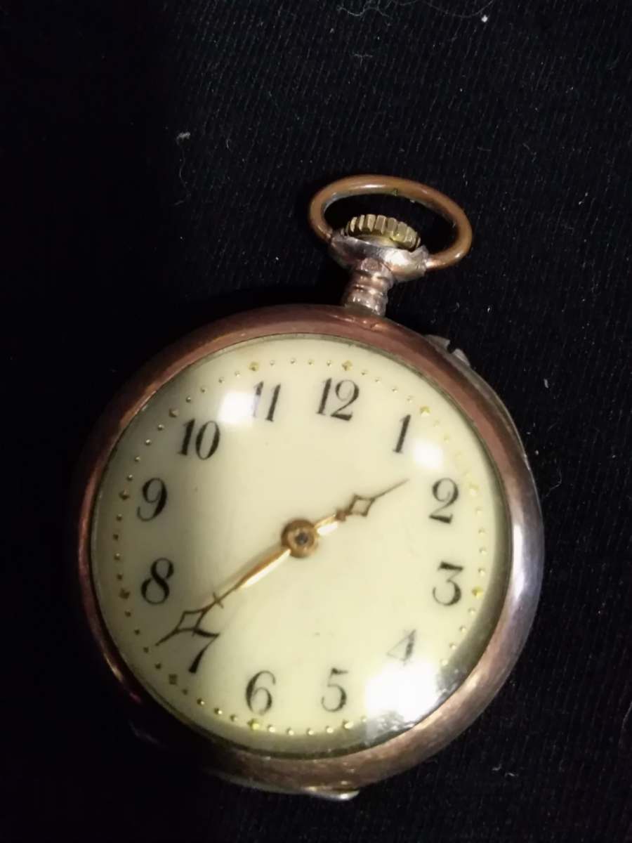 lot 384 .800 continental silver ladies fob watch (working) – Hill's ...