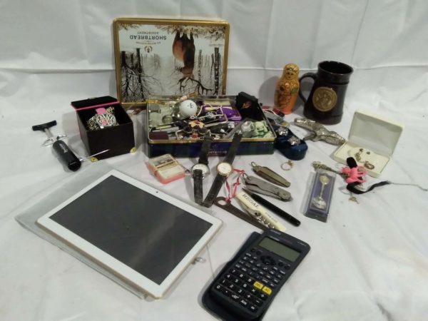 lot 518 various curios including tablet, penknives, jewellery, etc.