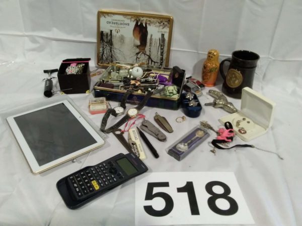 lot 518 various curios including tablet, penknives, jewellery, etc. - Image 3