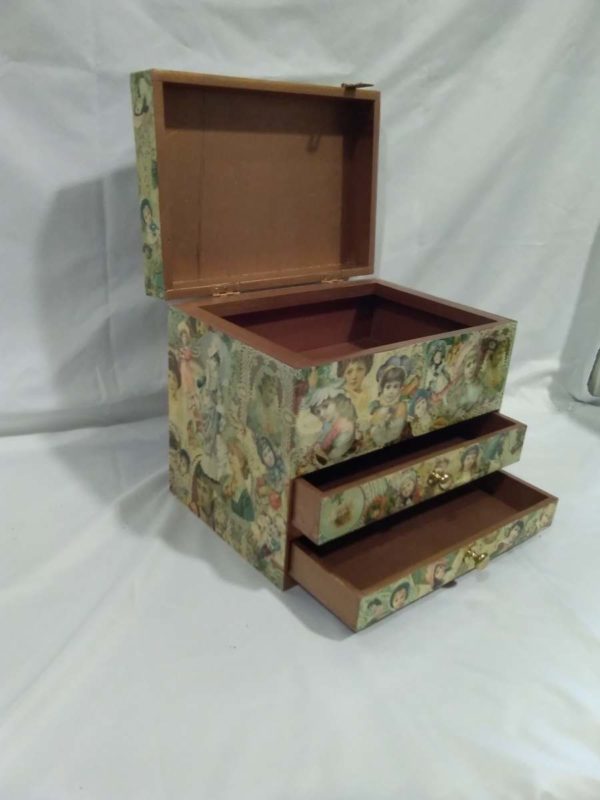 lot 569 decoupaged box - Image 2