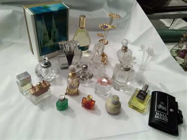 lot 263 selection of perfume bottles ( empty)