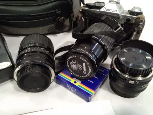 lot 298 canon AE-1 camera and lenses - Image 3