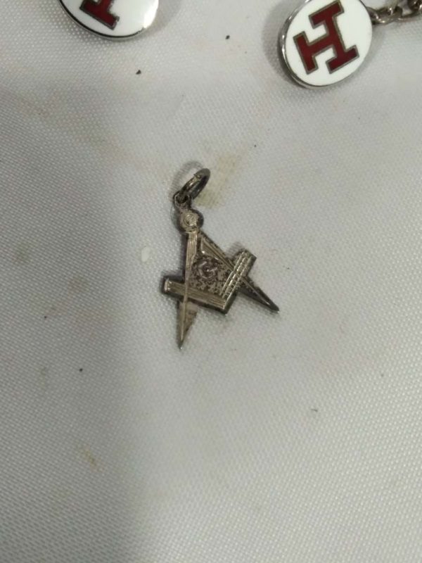 lot 305 masonic pendant and cufflinks both silver - Image 2