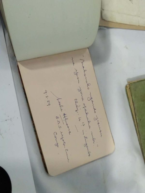 lot 313 antique  letter and autograph books - Image 11