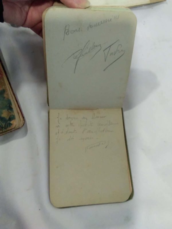 lot 313 antique  letter and autograph books - Image 4