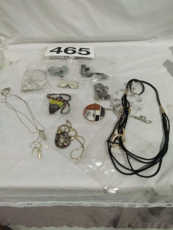 lot 465 costume jewellery necklaces - Image 2