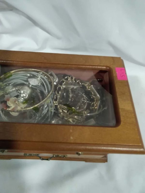 lot 470 costume jewellery & jewellery box (damaged) - Image 3