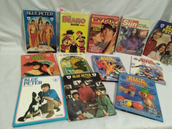 lot 482 vintage annuals inc Blue Peter - Image 2