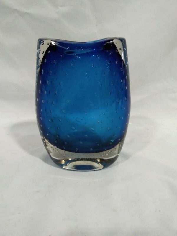 lot 502 vintage blue bubble heavy glass vase