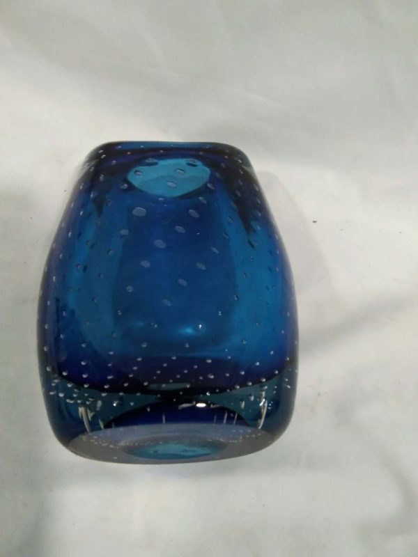 lot 502 vintage blue bubble heavy glass vase - Image 4