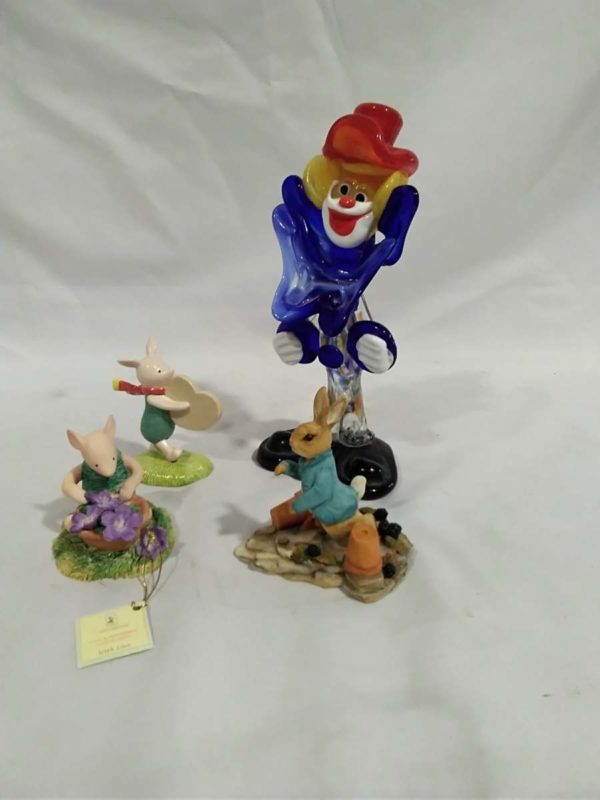 lot 506 murano style glass clown, peter rabbit & winnie the pooh