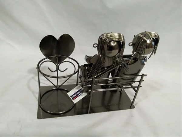 lot 508 novelty wine holder (new in box) - Image 3