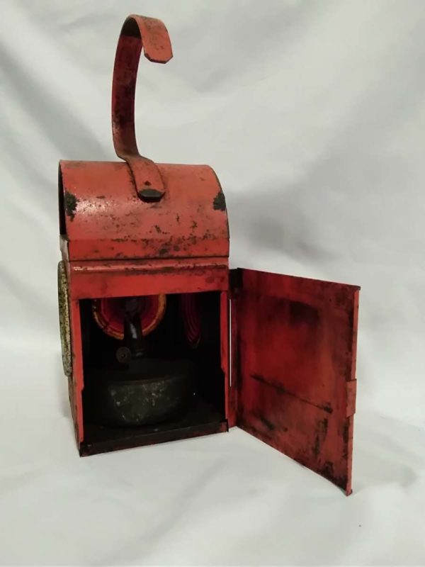 lot 510 Railway / train parafin lamp - Image 2