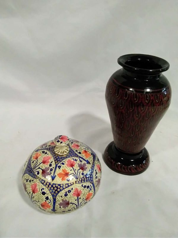 lot 528 decorative papermache vase & lidded pot - Image 2