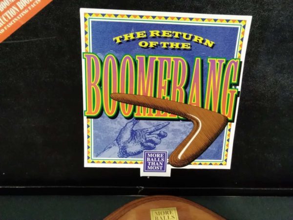 lot 539 boxed hand crafted Birch wood boomerang - Image 3