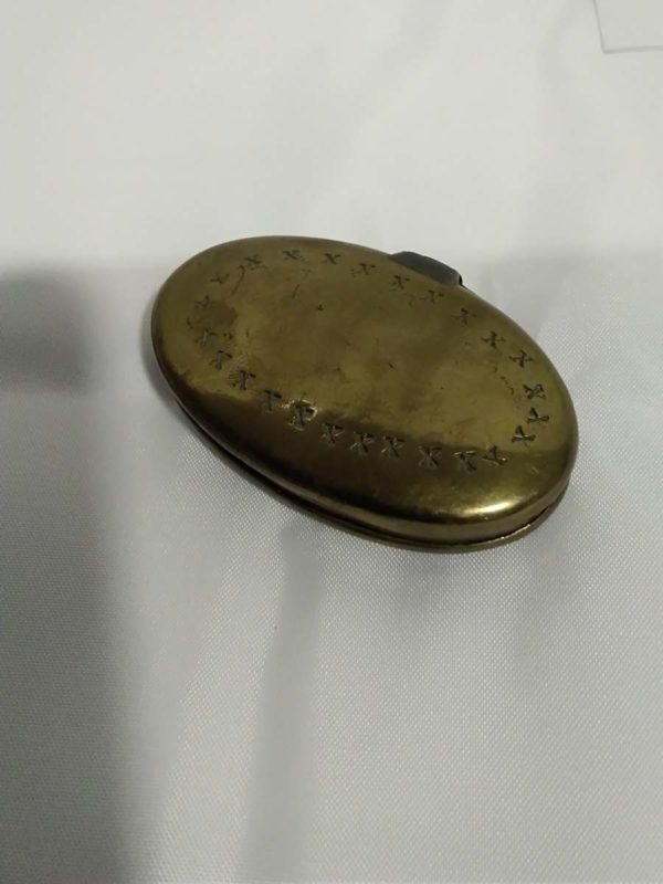 lot 541 antique brass miners snuff box/tin