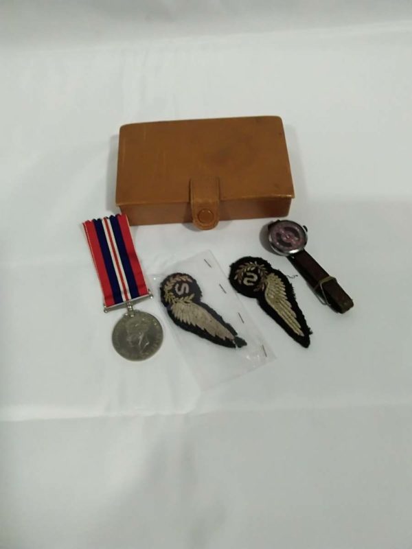 lot 542 WWII raf cloth bades, war medals & wrist compass