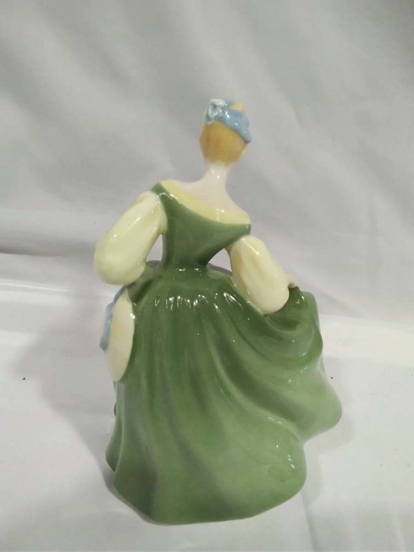 lot 661 Fair lady HN2193 Royal Doulton - Image 4