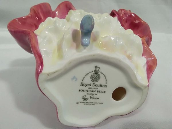 lot 662 Royal Doulton Southern Belle Hn2229 - Image 3