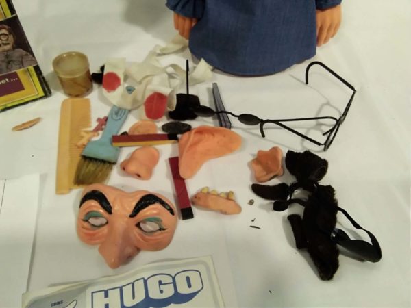 lot 671 Presenting Hugo the man with a thousand faces vintage toy - Image 7