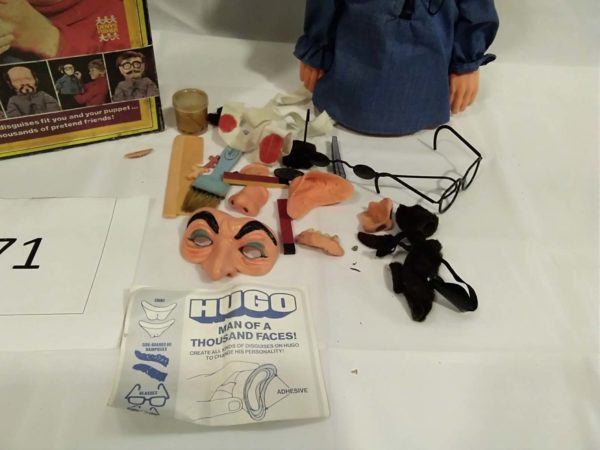 lot 671 Presenting Hugo the man with a thousand faces vintage toy - Image 5