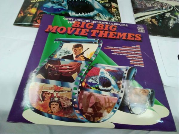 lot 673  collectable vinyl records - Image 3