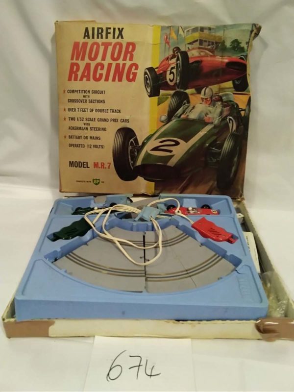 lot 674 vintage Airfix motor racing track with cars