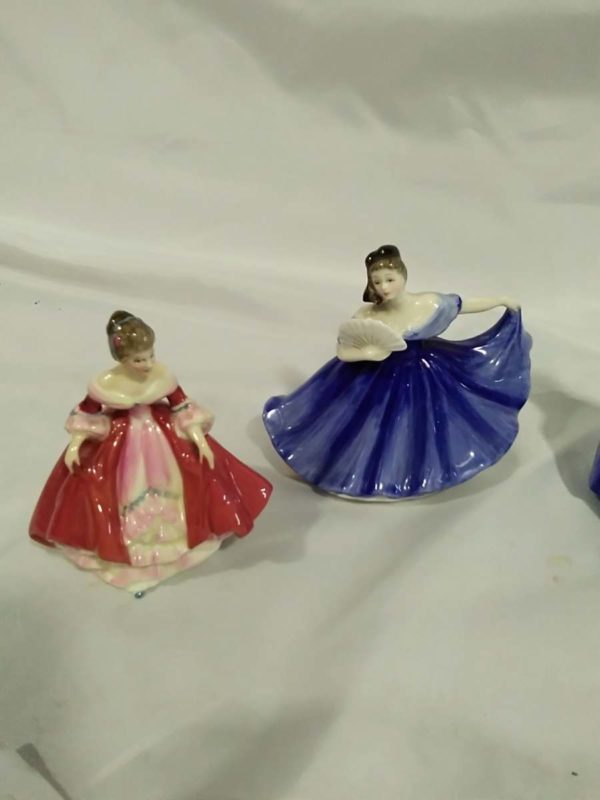 lot 158 Royal Doulton mini figurines x4 - Image 5