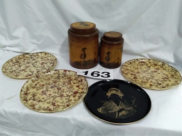 lot 163 2 chinese canisters & 4 trays