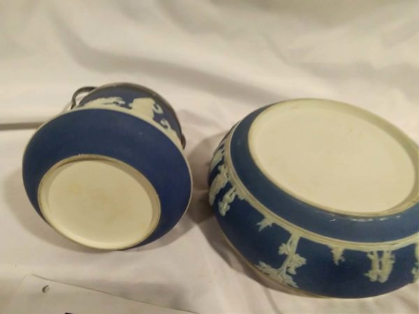 lot 167 2 pieces of Wedgewood bowl & biscuit barrel - Image 3