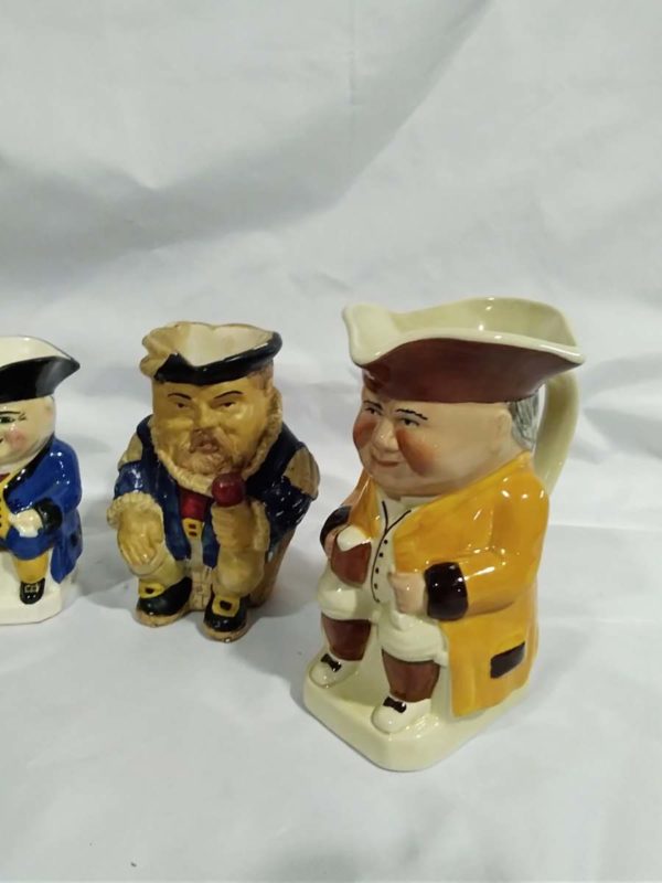 lot 168 charactor jugs x4 - Image 4