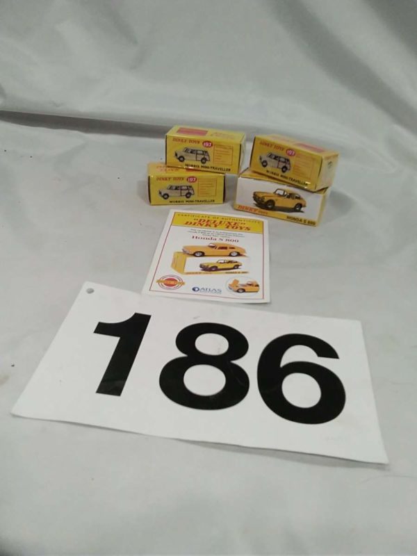 lot 186 4 x boxed Dinky car diecast toys - Image 2