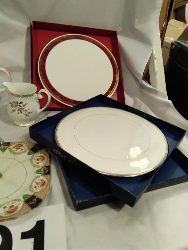 lot 191 quantity of vintge & decorative china including Royal, Spode, etc. - Image 2