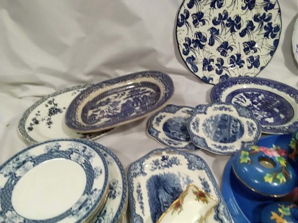 lot 192 vintage china including willow tree, royal albert, etc. - Image 6