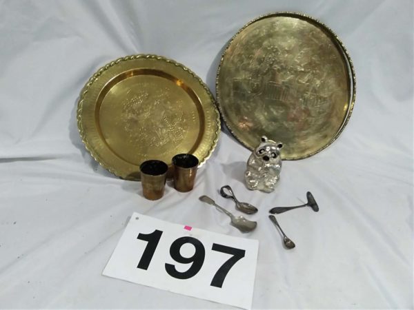 lot 197 brass & metalware items