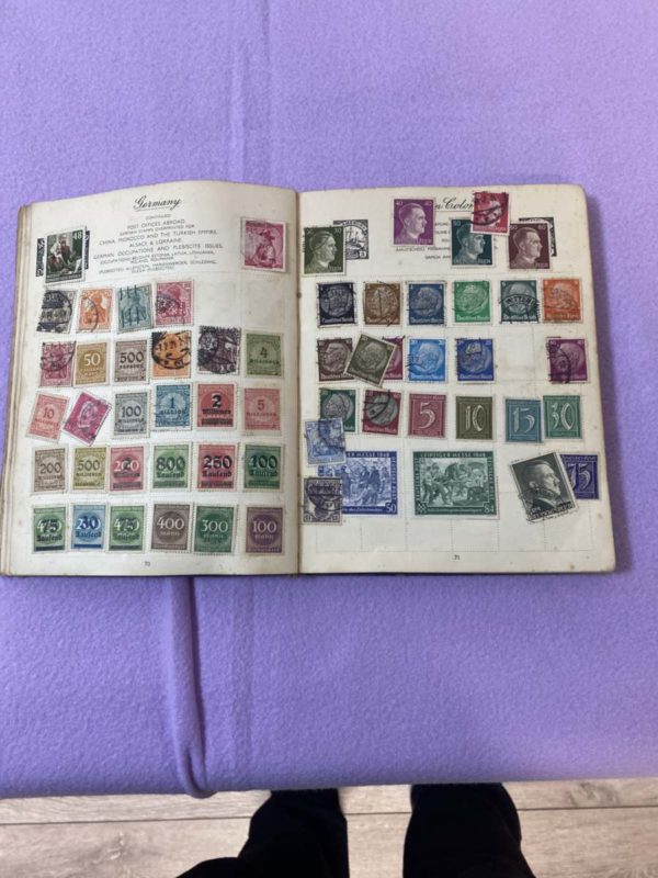 BM001-STAMP ALBUM WITH 800 PLUS STAMPS IN -COLLECTION FORESTFACH - Image 7