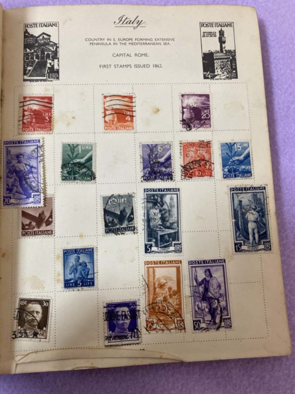 BM001-STAMP ALBUM WITH 800 PLUS STAMPS IN -COLLECTION FORESTFACH - Image 3