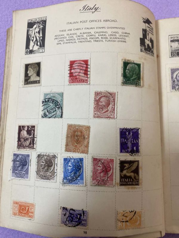 BM001-STAMP ALBUM WITH 800 PLUS STAMPS IN -COLLECTION FORESTFACH - Image 5