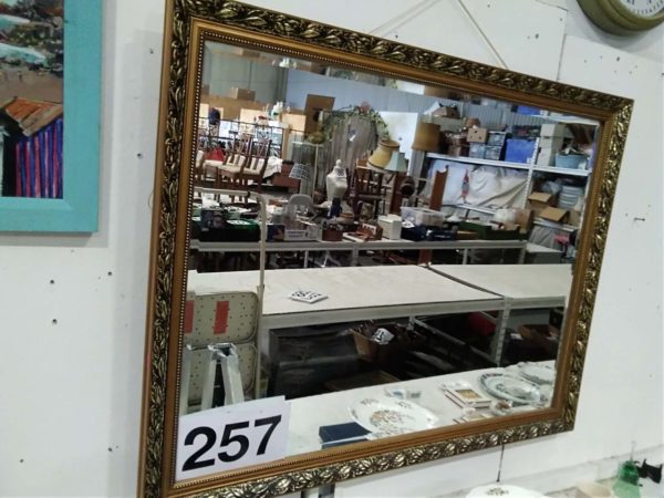 lot 257 large gilt framed mirror - Image 3