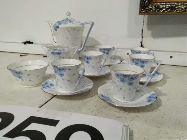 lot 259 hand painted Grafton China tea set - Image 4