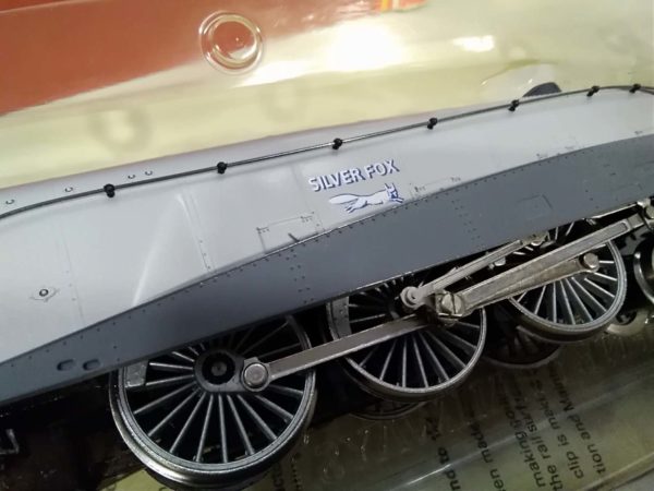 lot 472 Hornby Silver fox model train - Image 2