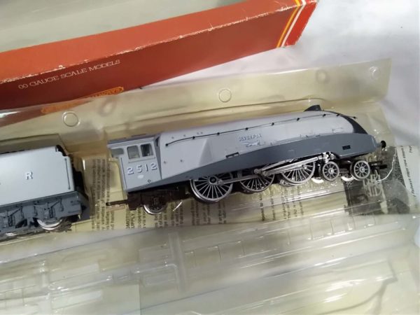 lot 472 Hornby Silver fox model train - Image 5