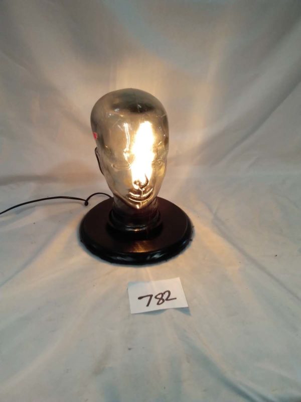 lot 782 glass head lamp , head is 11″ tall ( working) - Image 2