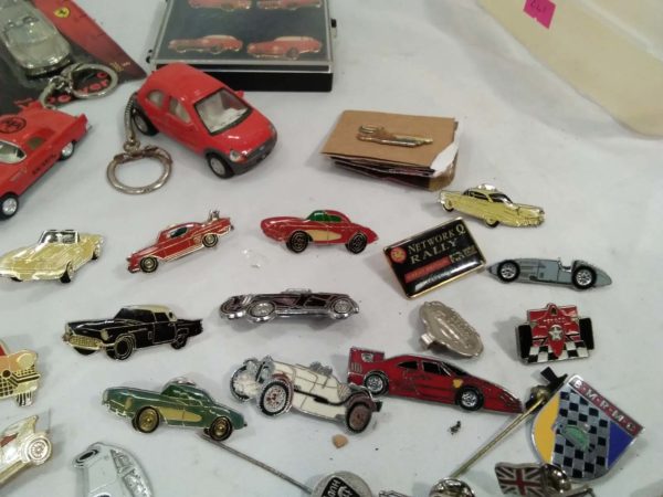 lot 807 quantity of car themed keyrings & badges - Image 6