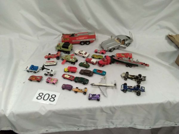 lot 808  assorted die-cast model cars inc Corgi