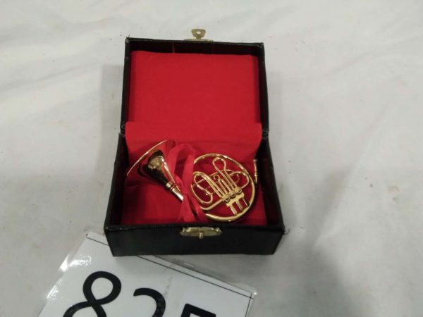 lot 825 cased miniature french horn