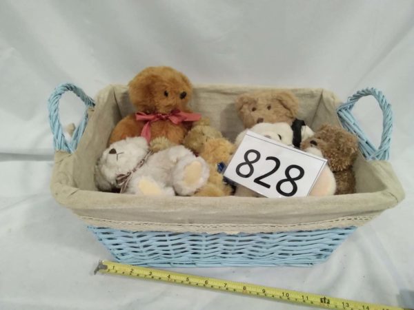 lot 828 basket of jointed teddy bears - Image 3