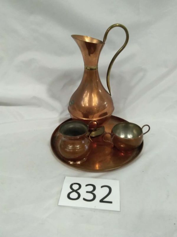 lot 832 4 x copper items