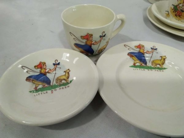 lot 845 vintage 1950’s nursery ryhme child’s tea set - Image 4