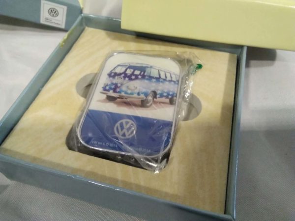 lot 850 2 boxed VW lighters - Image 2